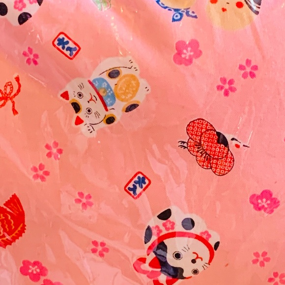 Handmade Made In Japan lucky cats & Mt. Fuji cotton fabric cushion - Picture 2 of 3